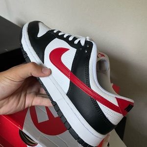 Red swoosh pandas
